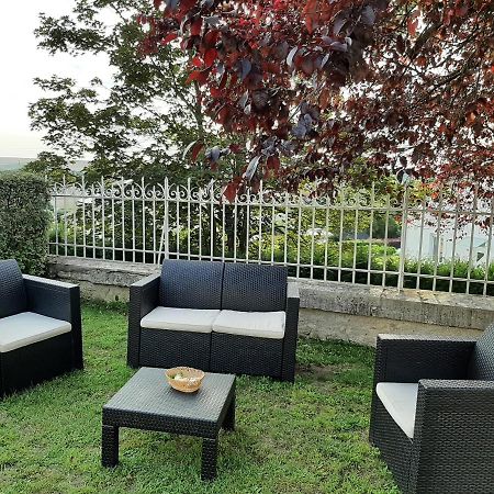 Gite Des Agapanthes Lacroix-sur-Meuse Dış mekan fotoğraf